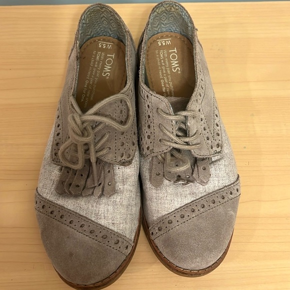Toms Wingtip Oxford Suede Detail Lace Up Loafers - Picture 1 of 8